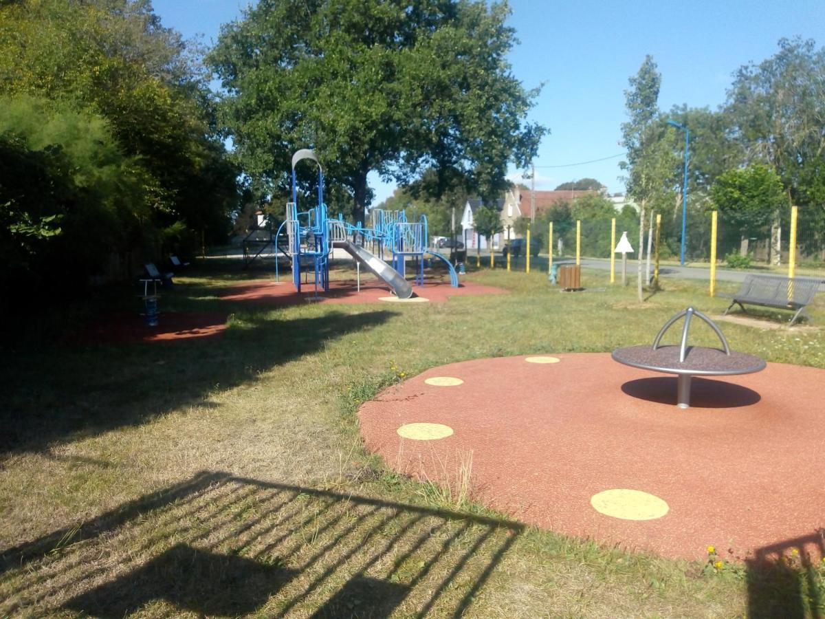 Batilly  La Maison Ecologique מראה חיצוני תמונה